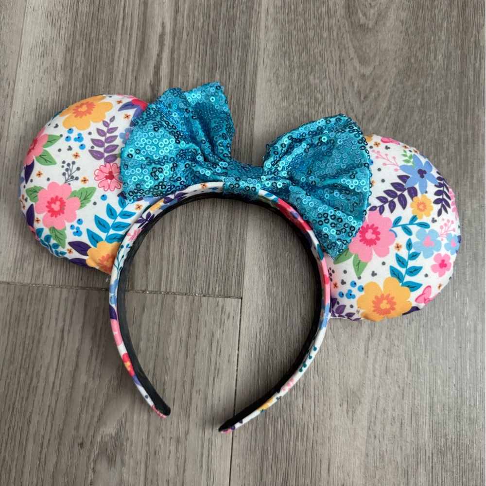 BBBrooke Floral Minnie Mouse Ears with Blue Sequin Bow